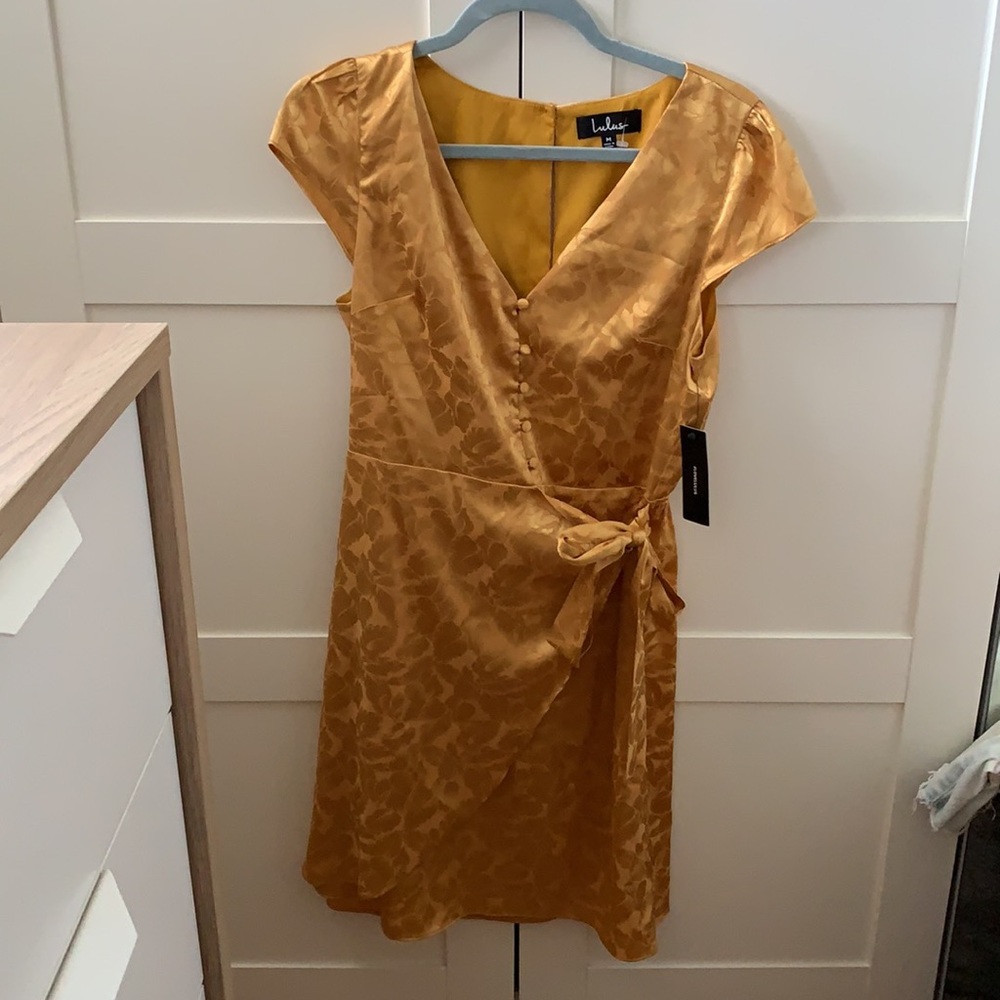 Lulus marigold Dress NWT